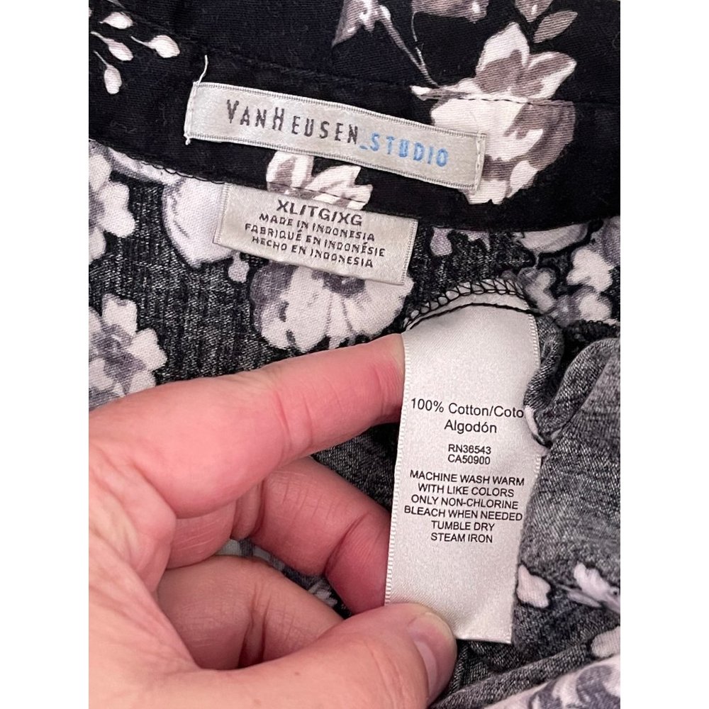 Van Heusen Studio Black/White Floral Print 3/4 Sleeve Button Down Shirt - Picture 11 of 11